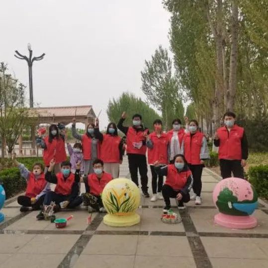 曲阳县团县委开展青春友好城市志愿服务活动